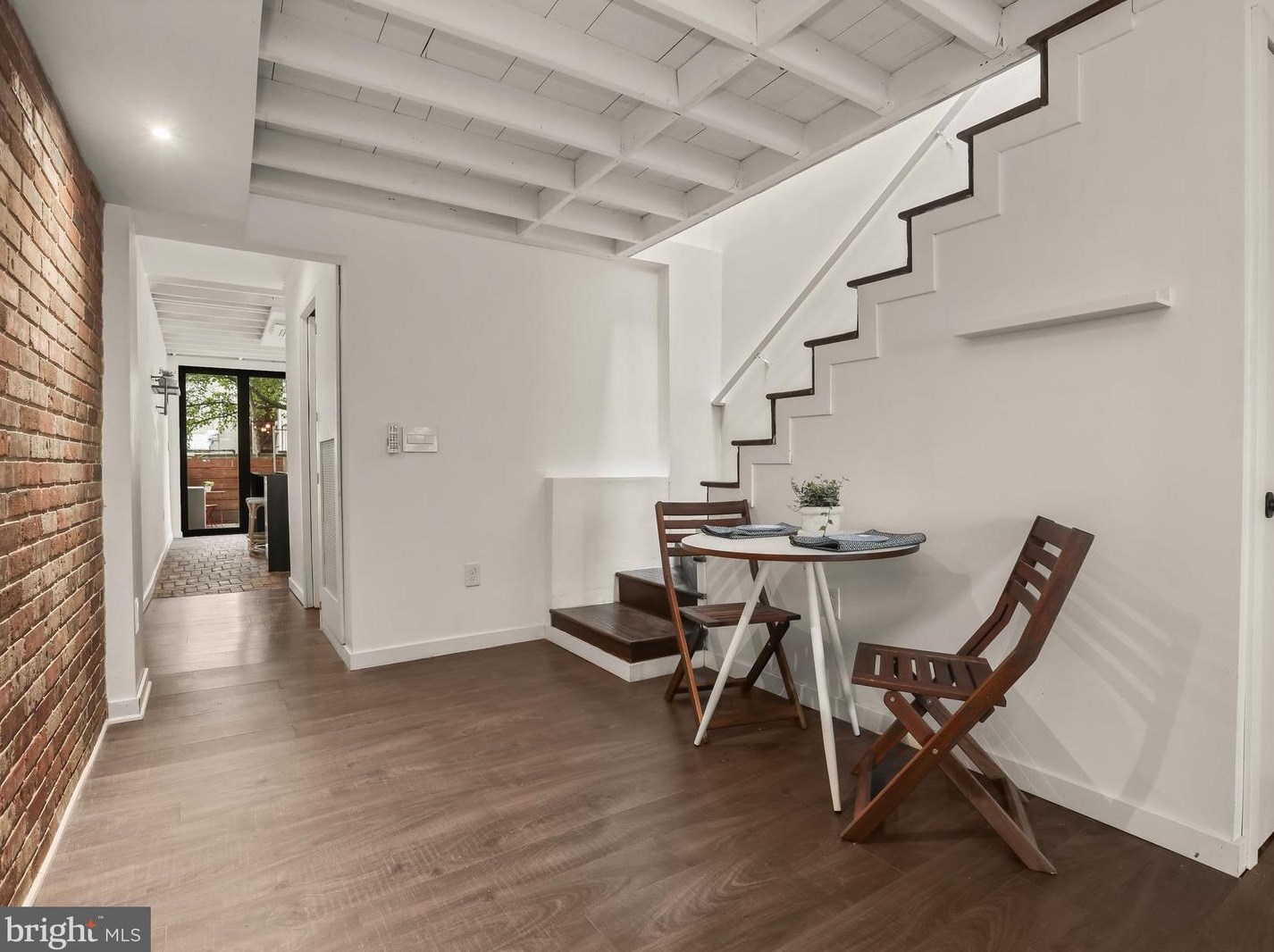 906 Decker Ave, Baltimore MD  21224-4939 exterior