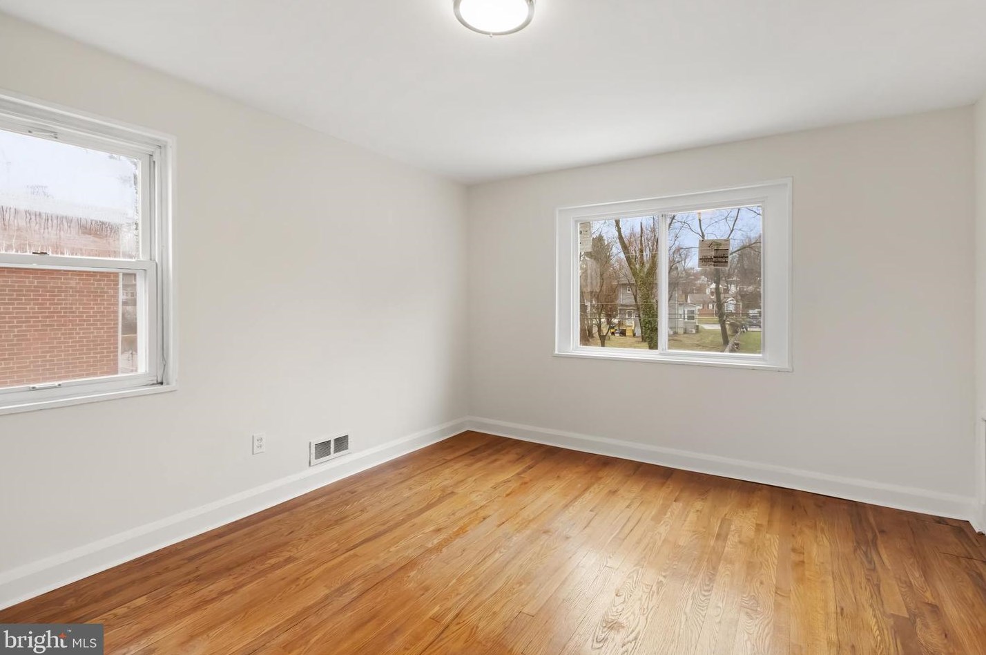 5573 Elderon Ave, Baltimore MD 21215-4247 exterior