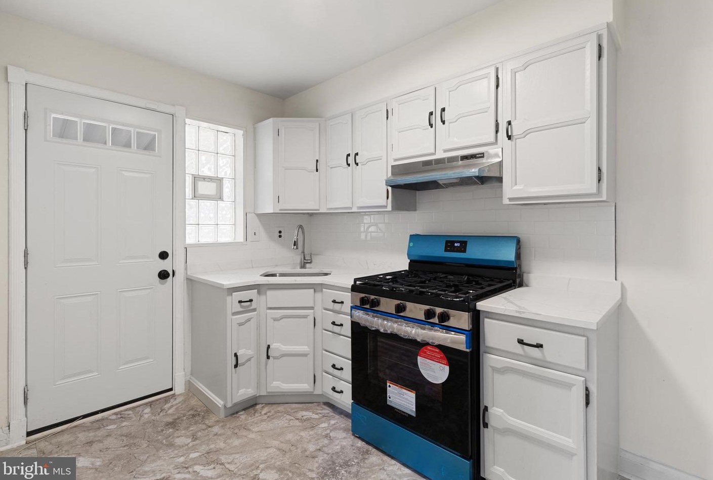 5573 Elderon Ave, Baltimore MD 21215-4247 exterior