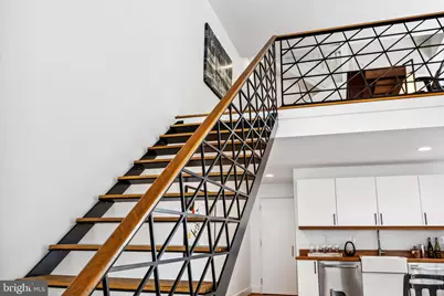 801 Park Avenue, Baltimore, MD 21201 - Photo 17