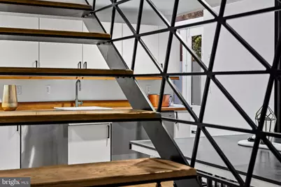 801 Park Avenue, Baltimore, MD 21201 - Photo 11