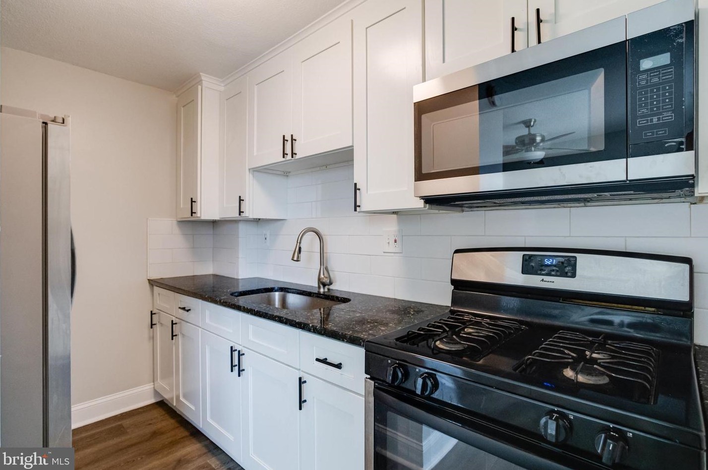 3202 Brendan Ave, Baltimore MD  21213-1842 exterior