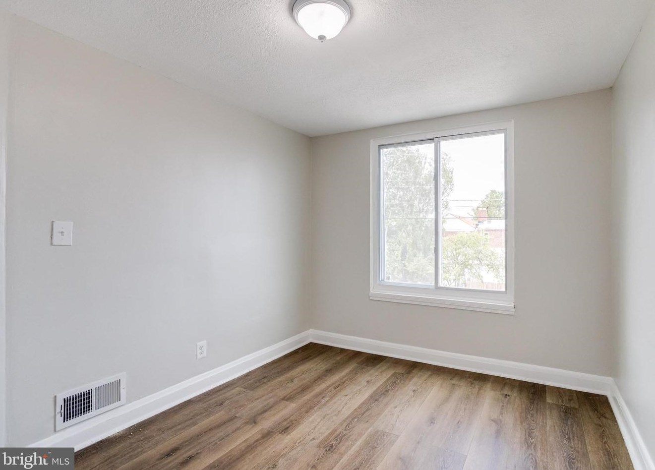 3202 Brendan Ave, Baltimore MD  21213-1842 exterior