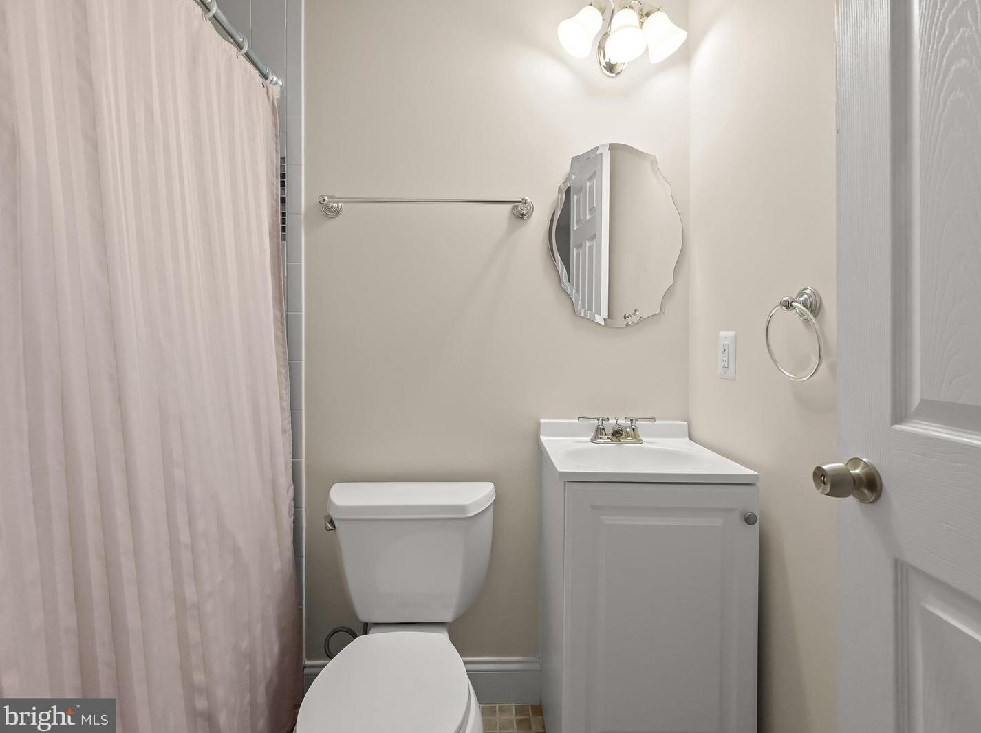 102 Ellwood Ave, Baltimore MD  21224-1307 exterior