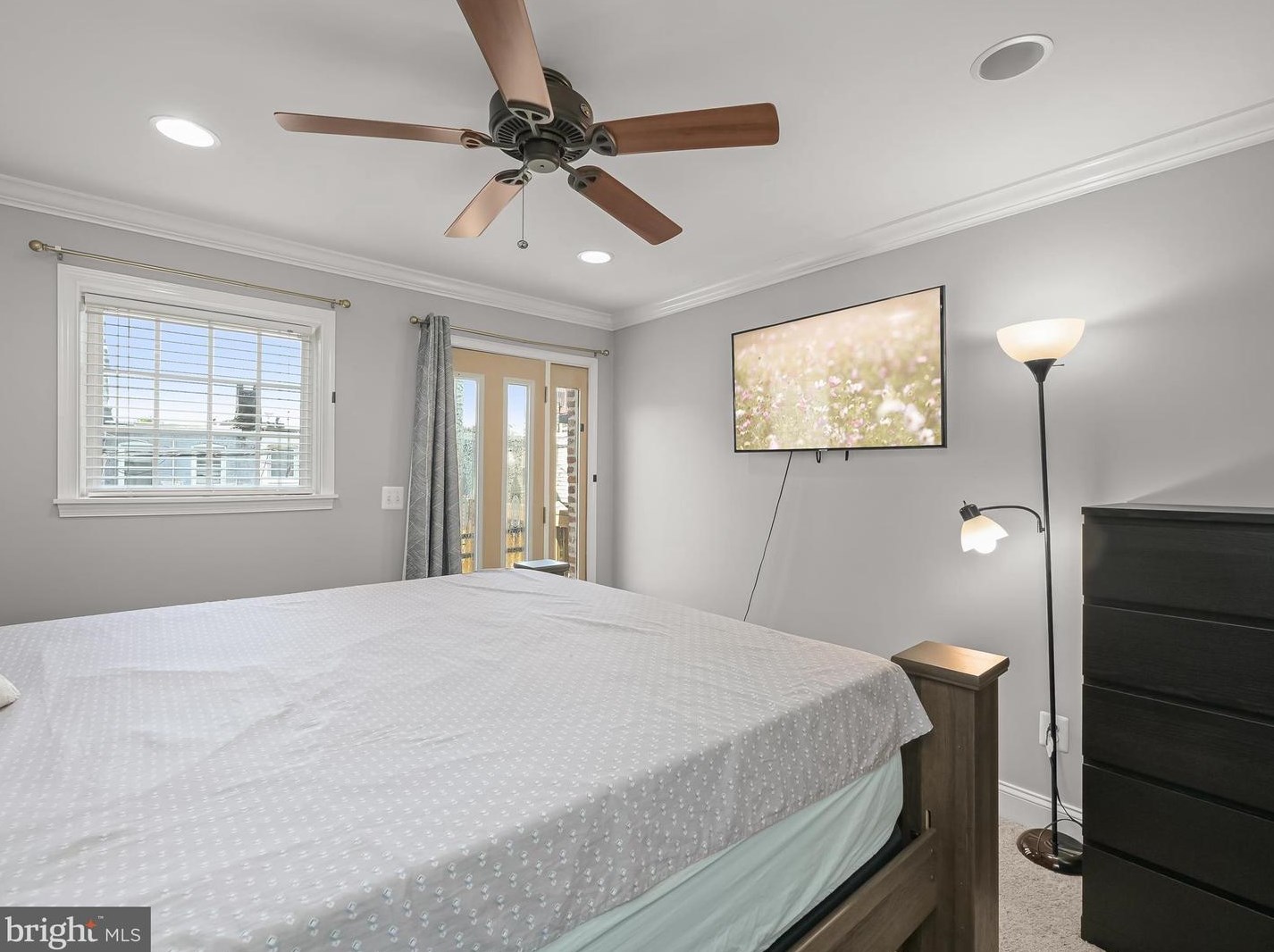 102 Ellwood Ave, Baltimore MD  21224-1307 exterior