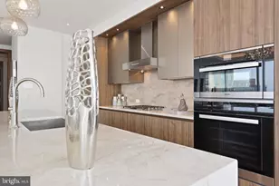 300 International Drive, Baltimore, MD 21202 - Photo 13