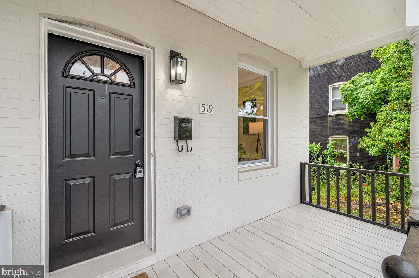 519 Collins Ave, Baltimore MD  21229-4119 exterior