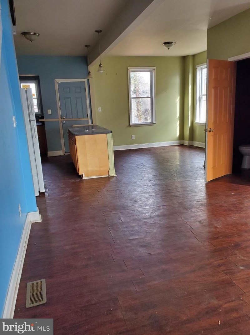 804 Belgian Ave, Baltimore MD 21218-1220 exterior