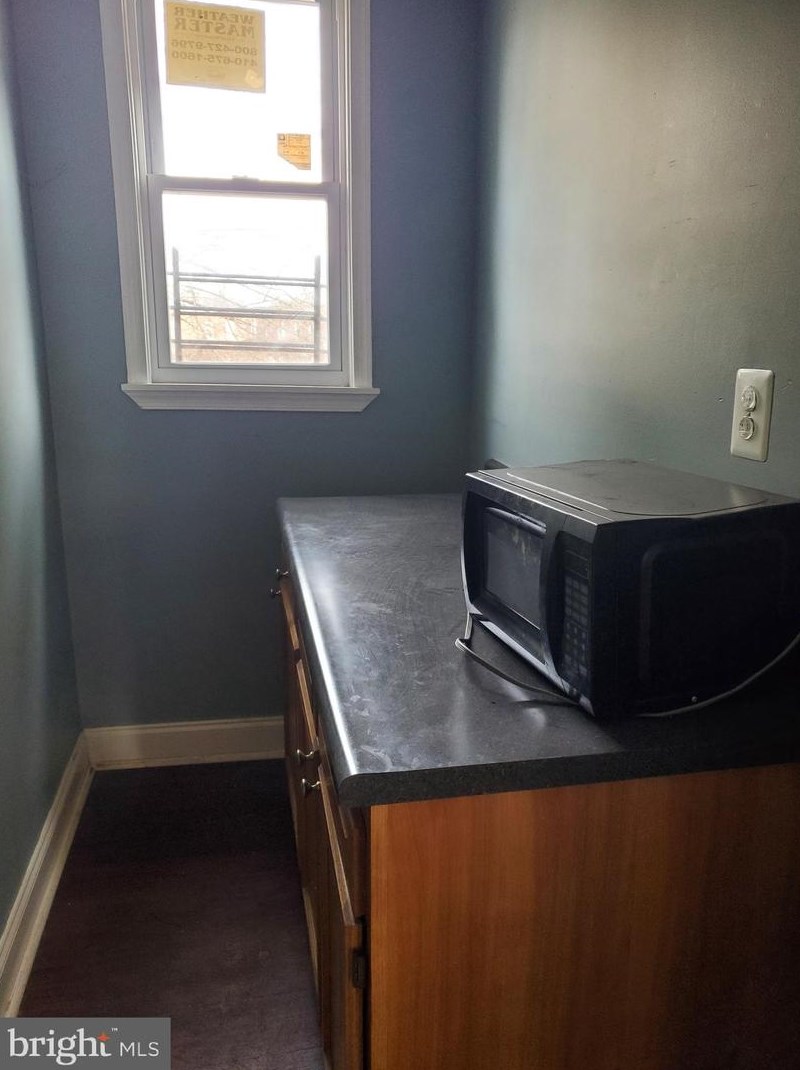 804 Belgian Ave, Baltimore MD 21218-1220 exterior