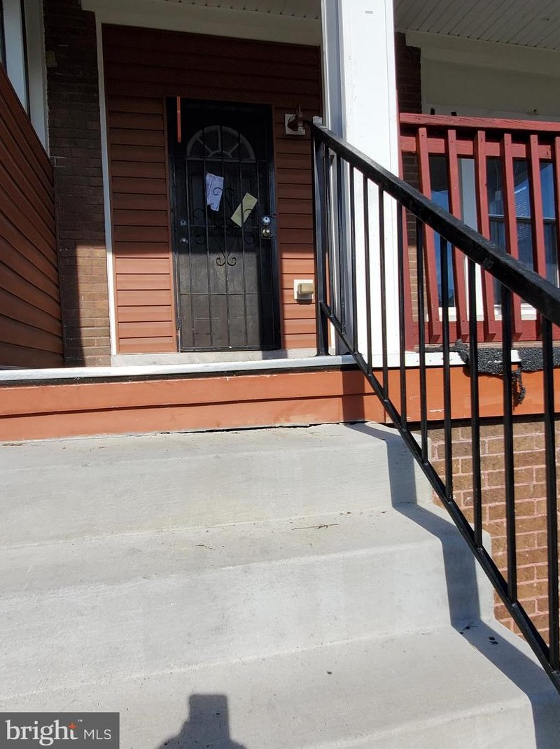 804 Belgian Ave, Baltimore MD 21218-1220 exterior