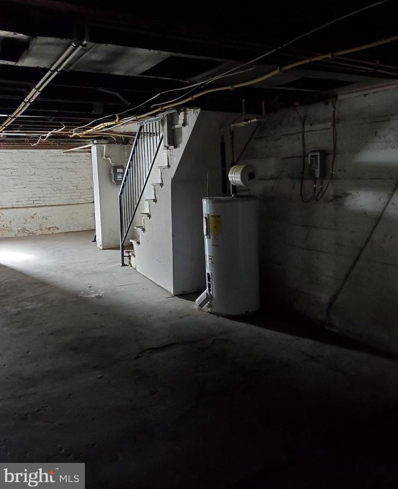 804 Belgian Ave, Baltimore MD 21218-1220 exterior