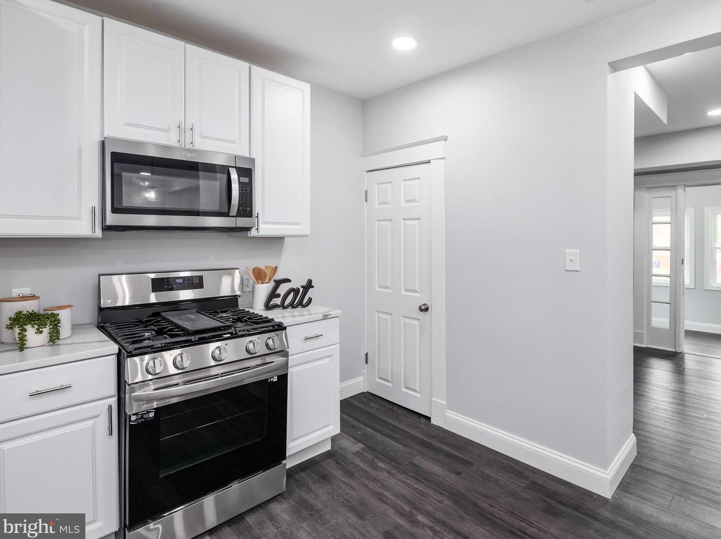 3615 Brooklyn Ave, Baltimore MD 21225-2117 exterior