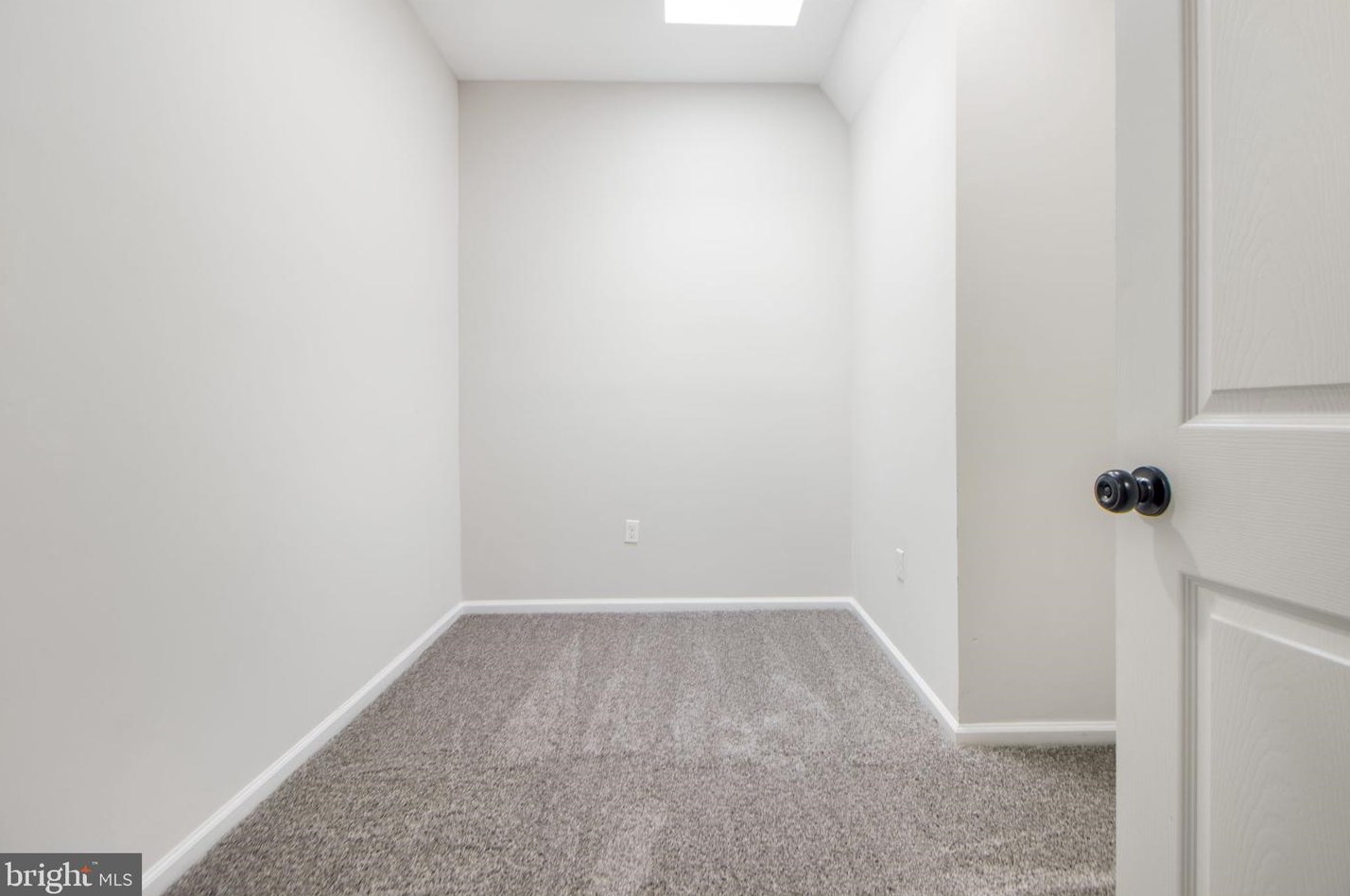 3904 Hayward Ave, Baltimore MD 21215-5038 exterior