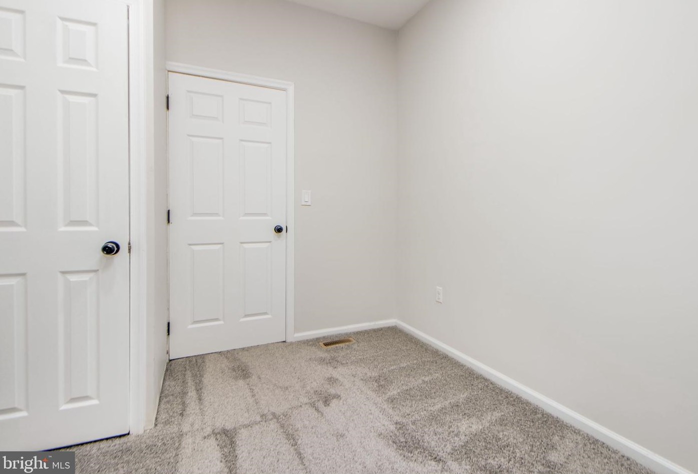 3904 Hayward Ave, Baltimore MD 21215-5038 exterior