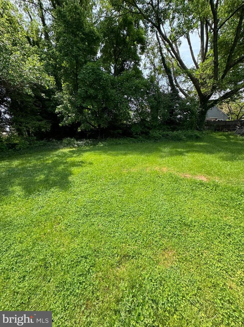 4319 Bayonne Ave, Baltimore MD 21206-2836 exterior