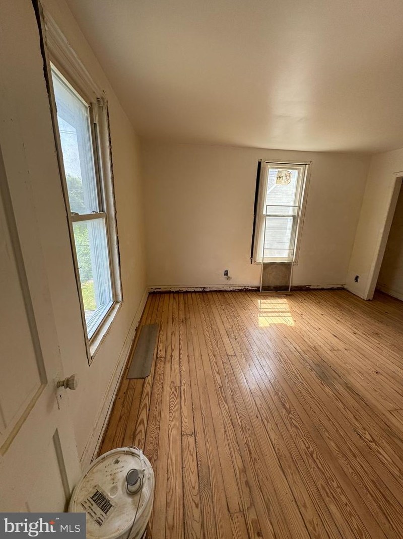 4319 Bayonne Ave, Baltimore MD 21206-2836 exterior