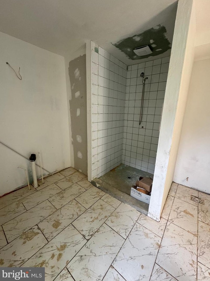 4319 Bayonne Ave, Baltimore MD 21206-2836 exterior