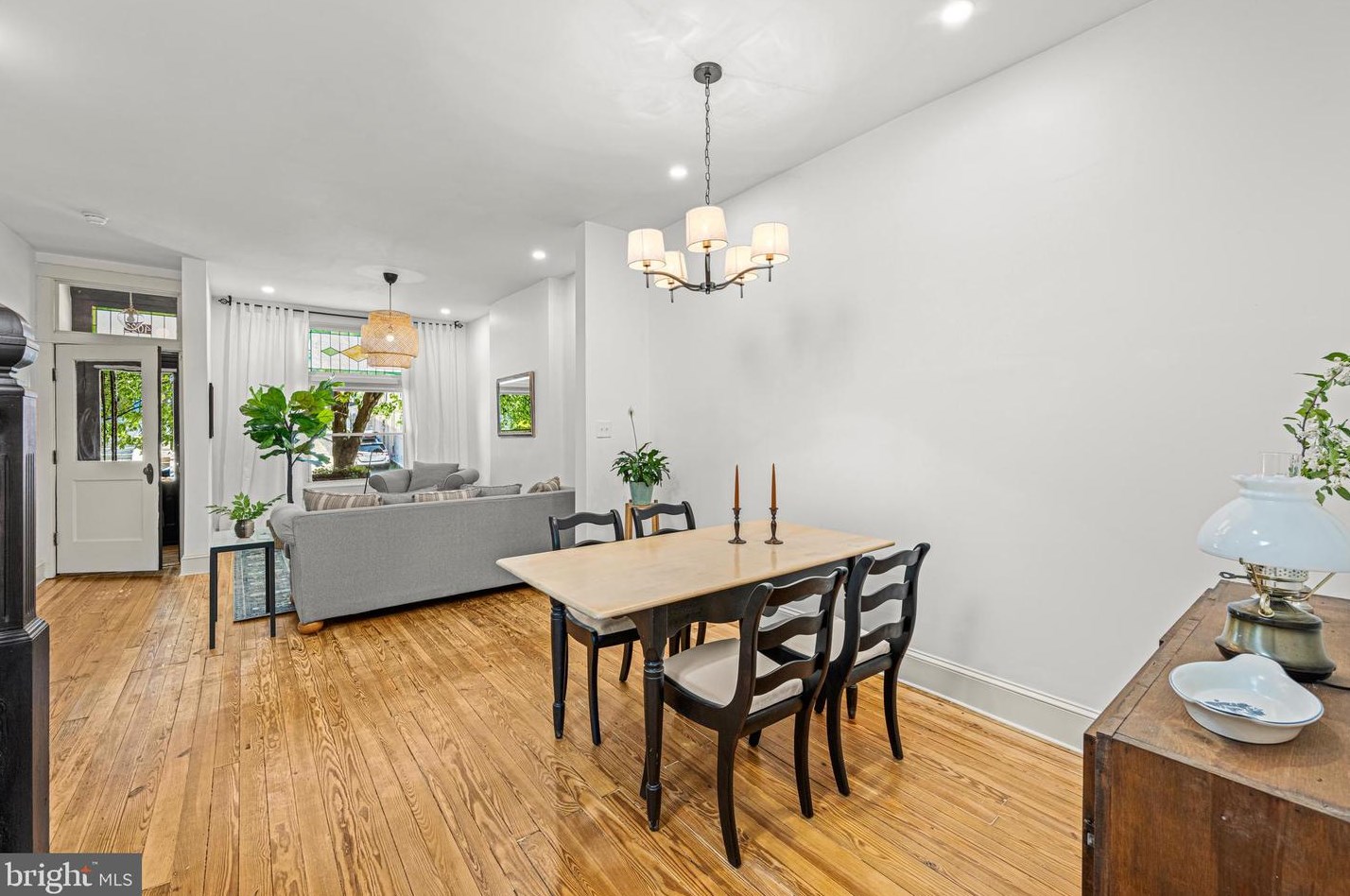 4022 Falls Rd, Baltimore MD  21211-1740 exterior