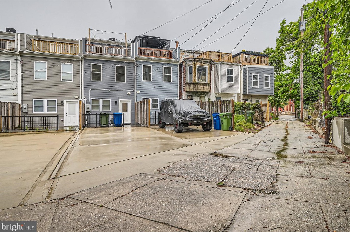 838 Harlem Ave, Baltimore MD  21217-2434 exterior