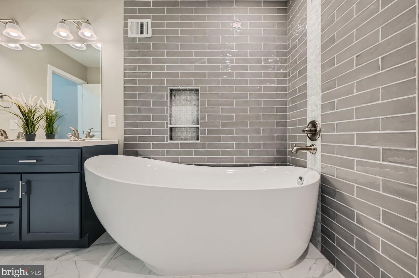 838 Harlem Ave, Baltimore MD  21217-2434 exterior