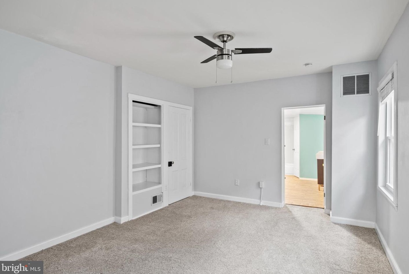 808 Hollins St, Baltimore MD  21201-1004 exterior