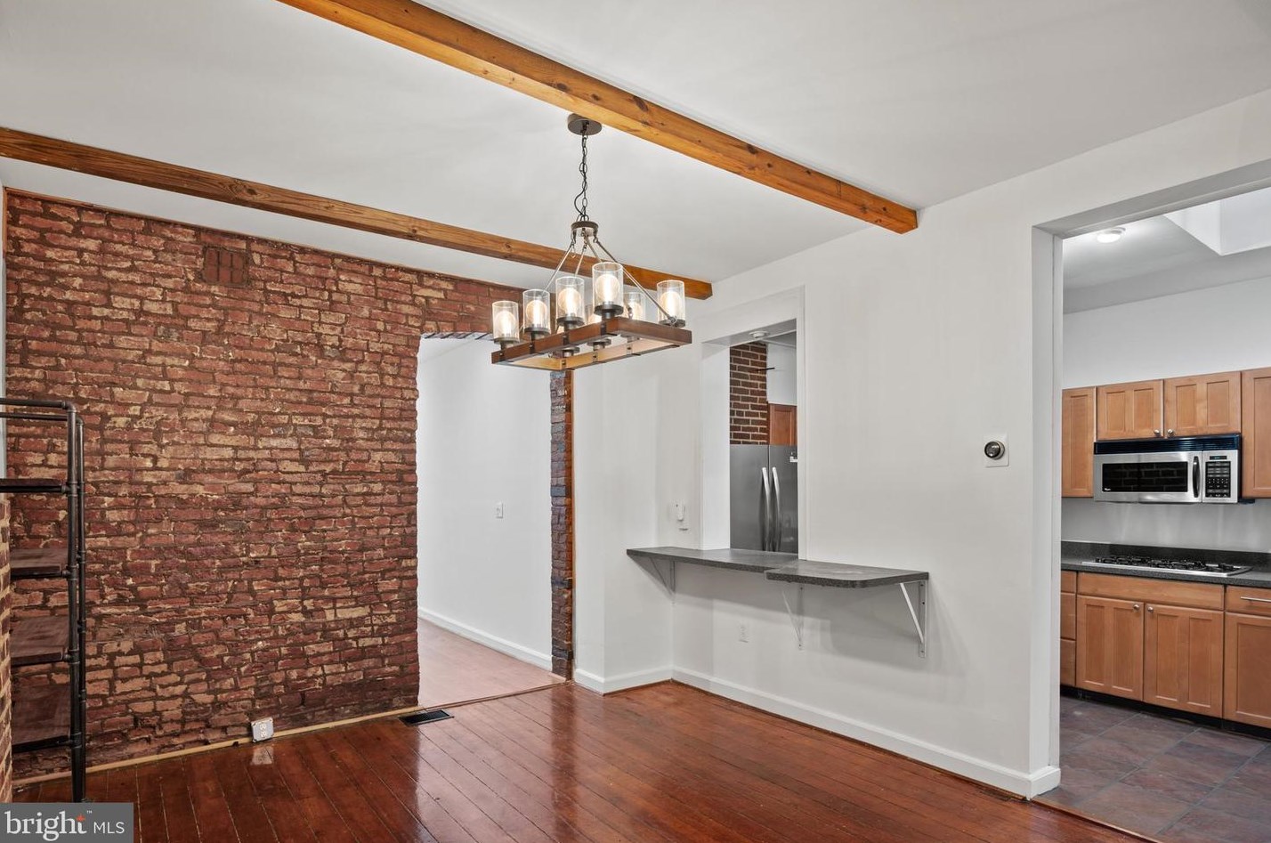 808 Hollins St, Baltimore MD  21201-1004 exterior
