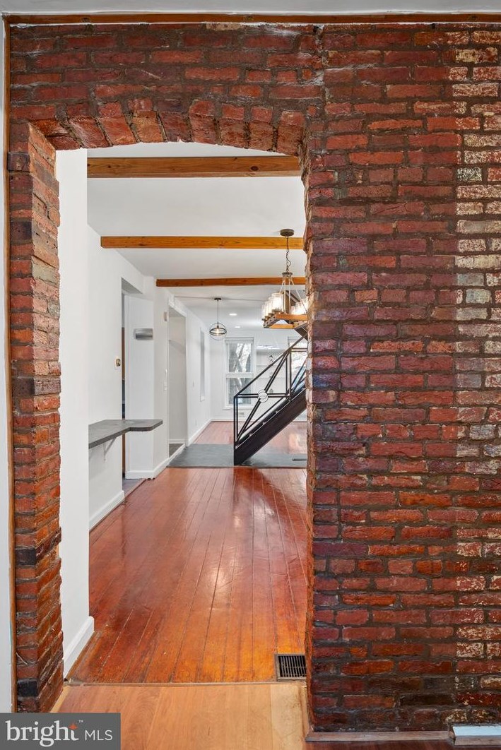 808 Hollins St, Baltimore MD  21201-1004 exterior