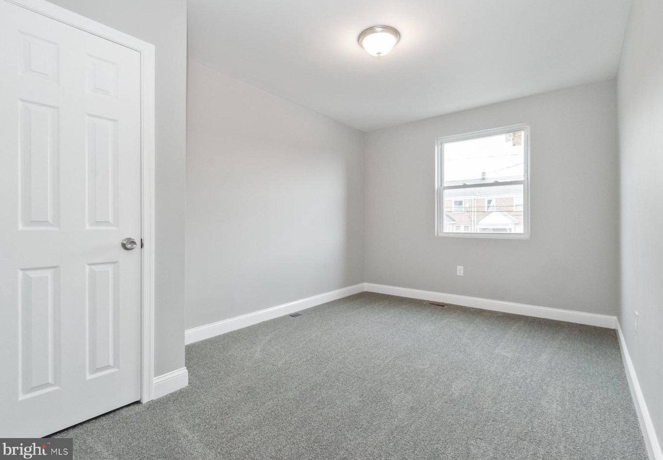 1624 Roundhill Rd, Baltimore MD  21218-2213 exterior