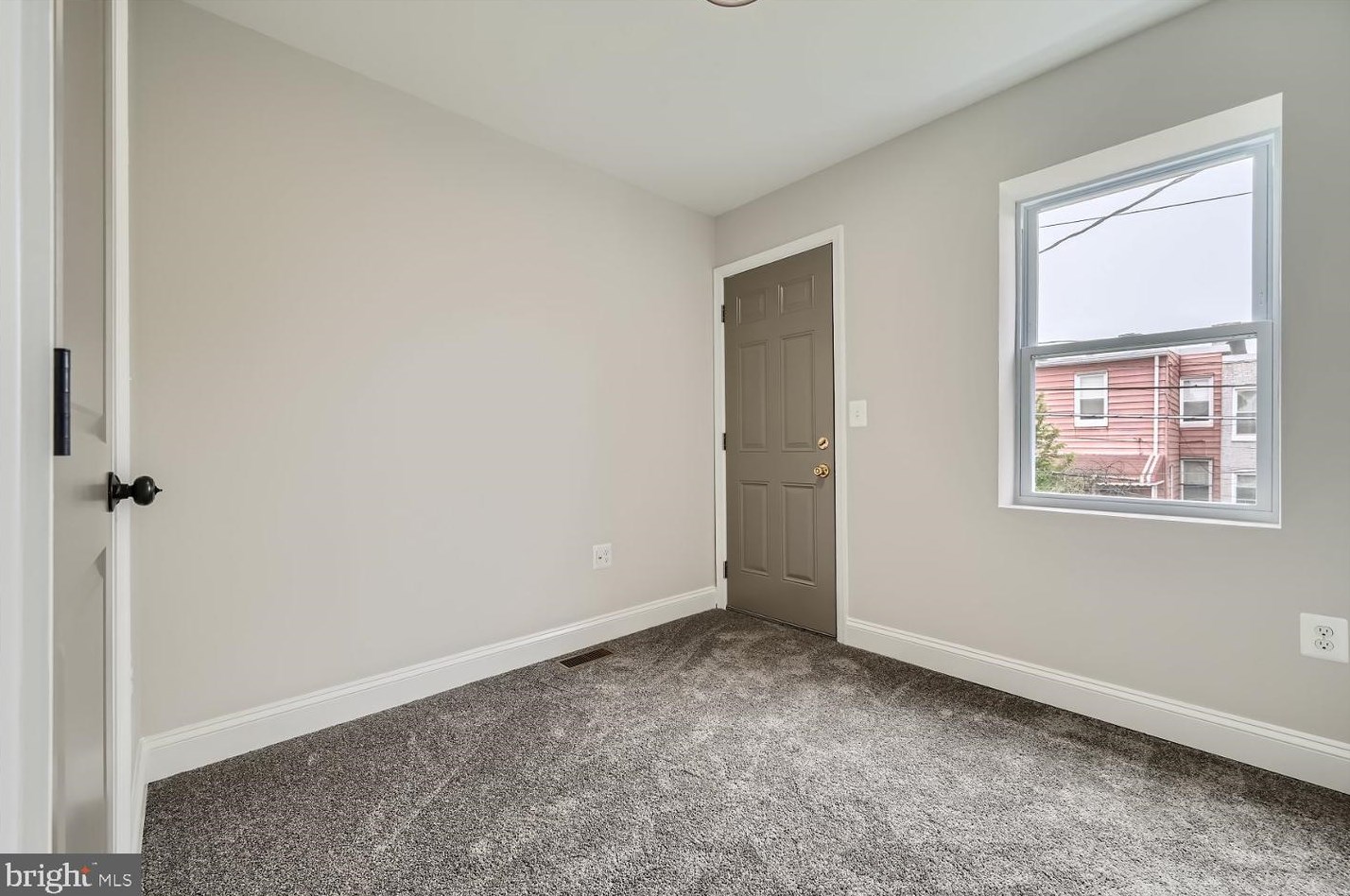 218 Culver St, Baltimore MD  21229-3011 exterior