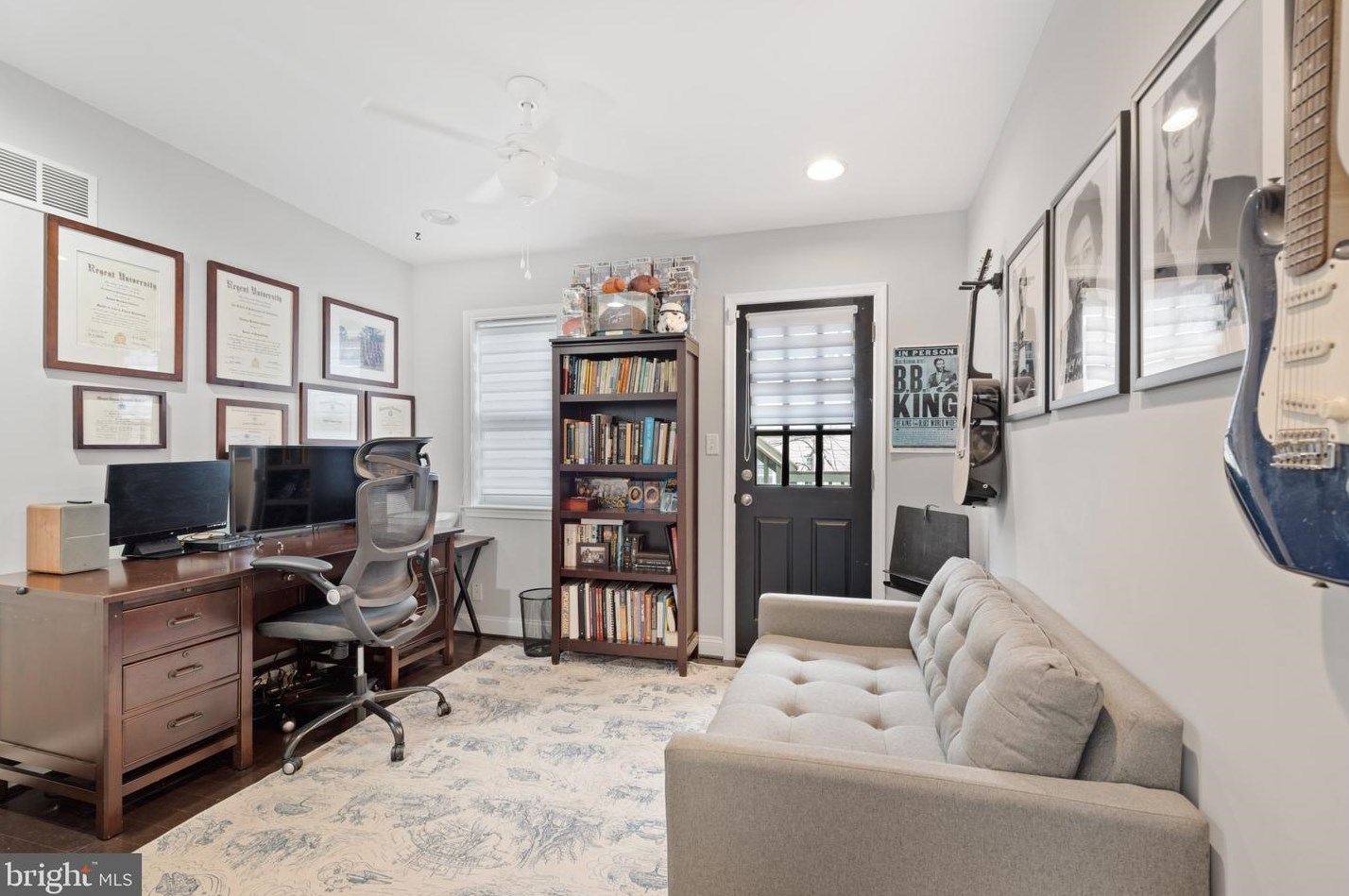 406 Robinson St, Baltimore MD 21224-4929 exterior