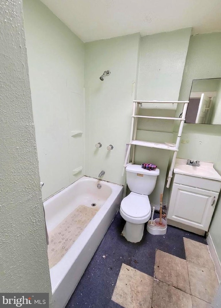 728 Bartlett Ave, Baltimore MD 21218-5412 exterior