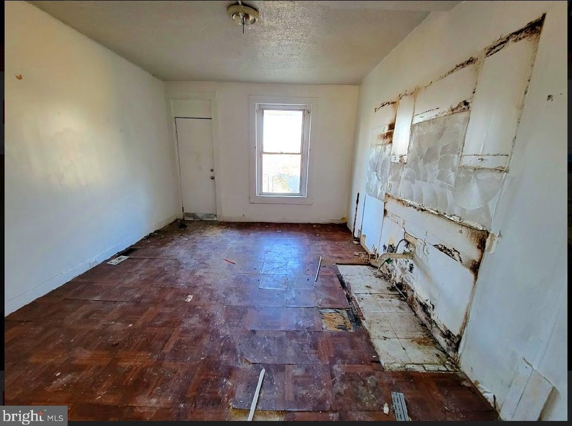 728 Bartlett Ave, Baltimore MD 21218-5412 exterior