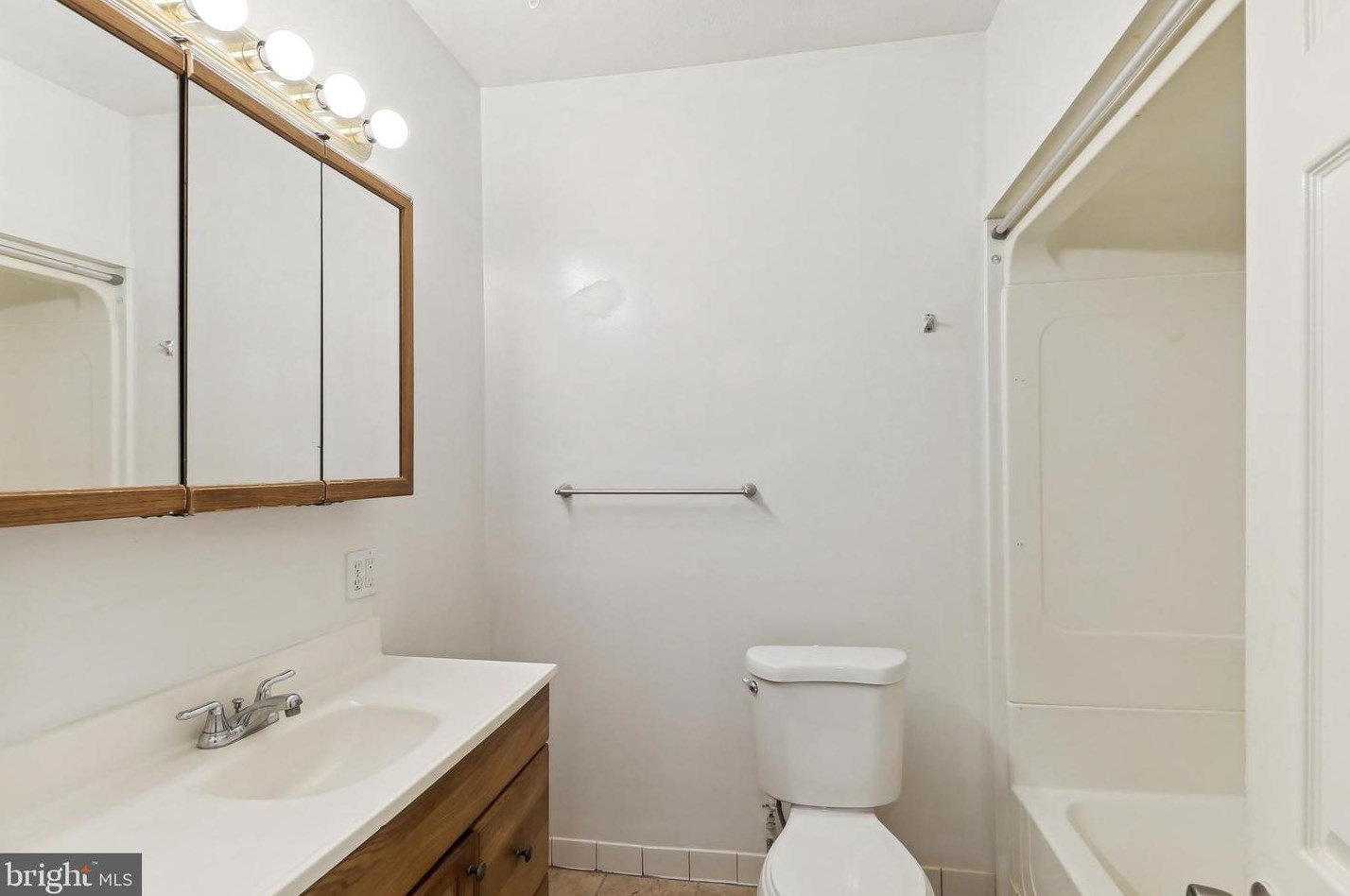 504 Hurley Ave, Baltimore MD 21223-2716 exterior