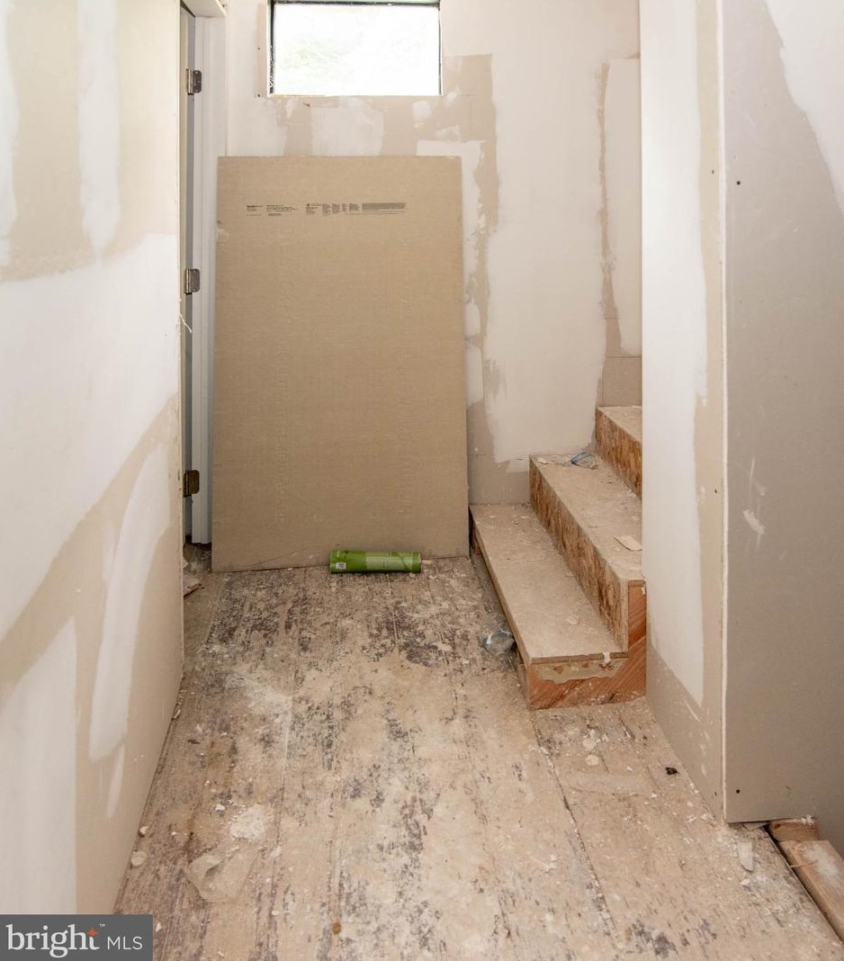 914 Tyson St, Baltimore MD  21201-4811 exterior