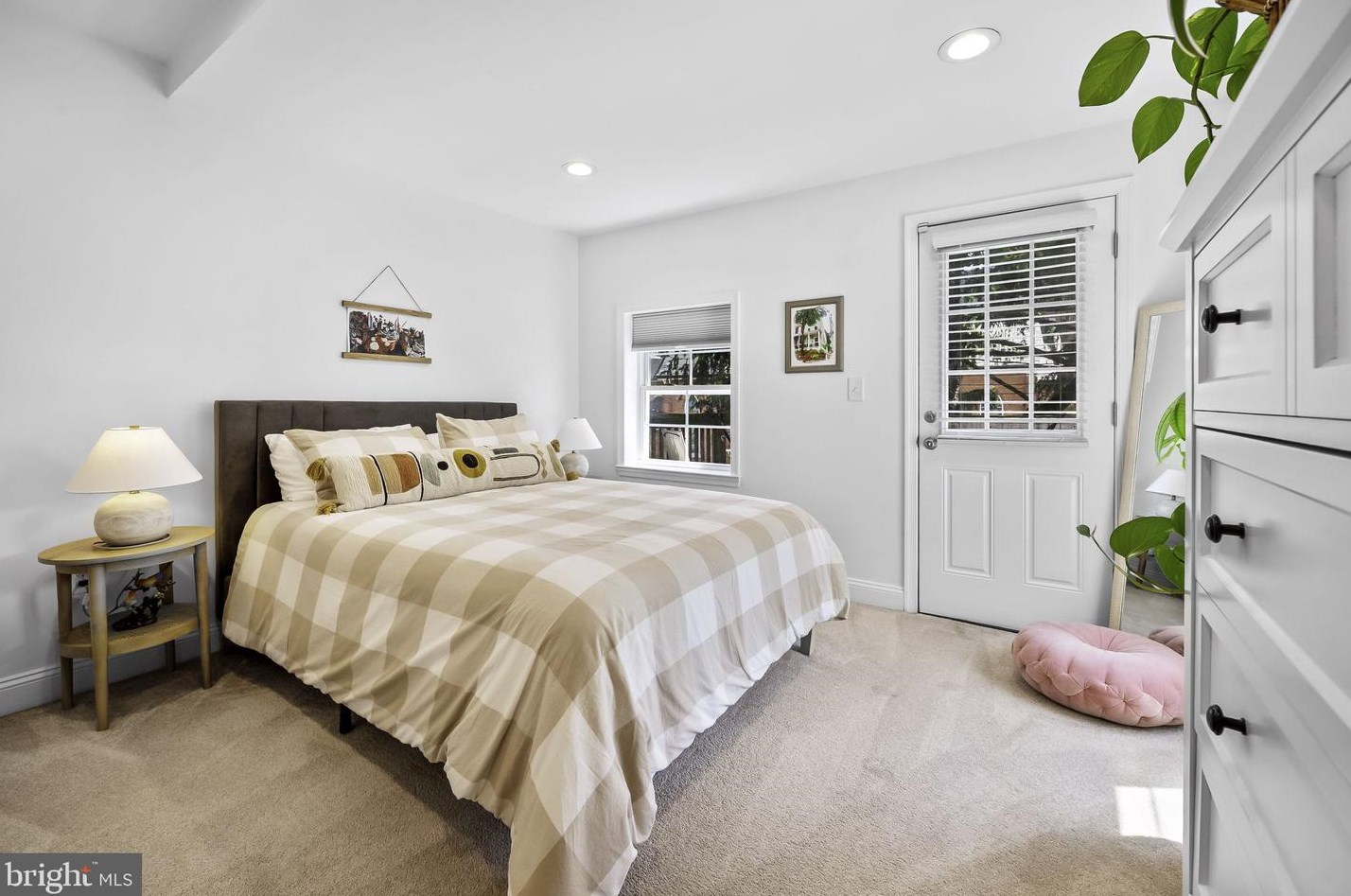 1021 Union Ave, Baltimore MD  21211-1821 exterior