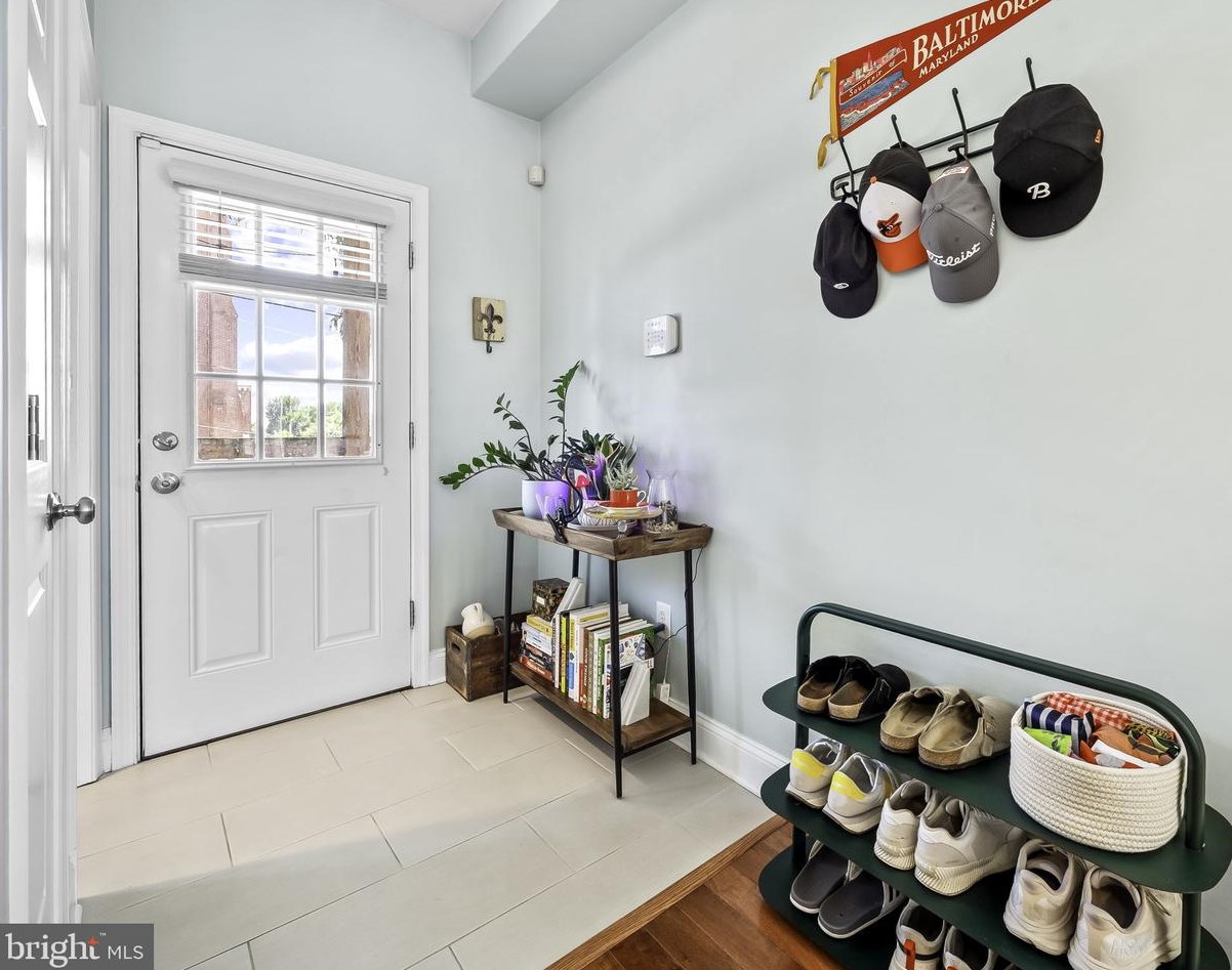 1021 Union Ave, Baltimore MD  21211-1821 exterior