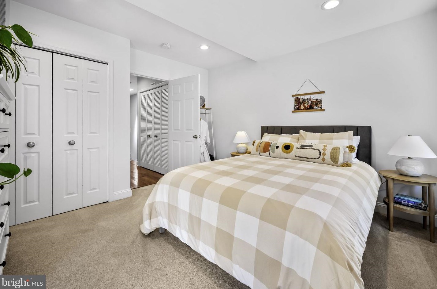 1021 Union Ave, Baltimore MD  21211-1821 exterior