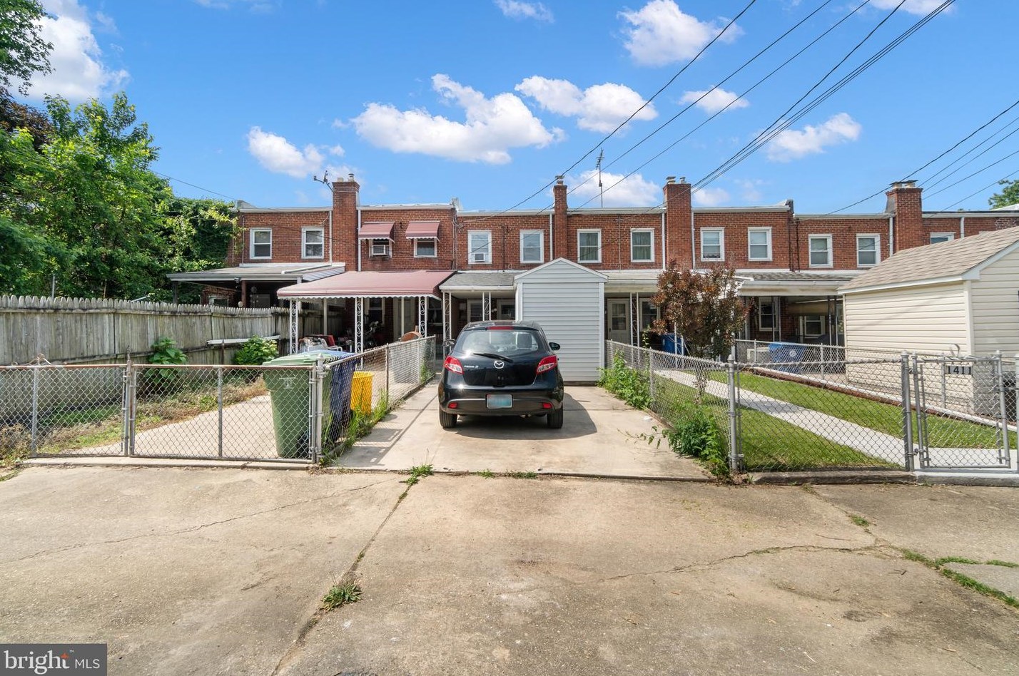 1413 Weldon Pl, Baltimore MD  21211-1545 exterior