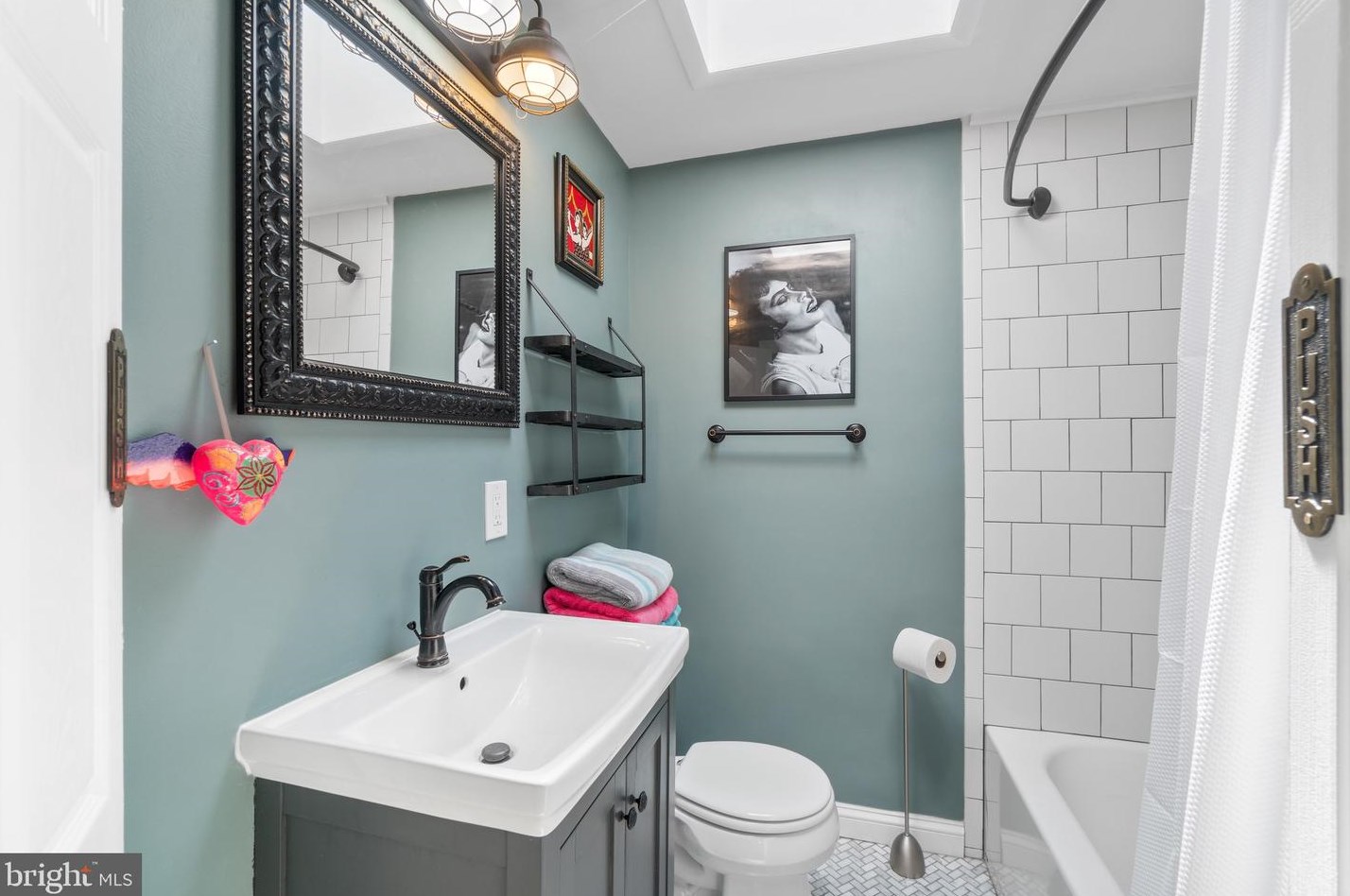 1413 Weldon Pl, Baltimore MD  21211-1545 exterior