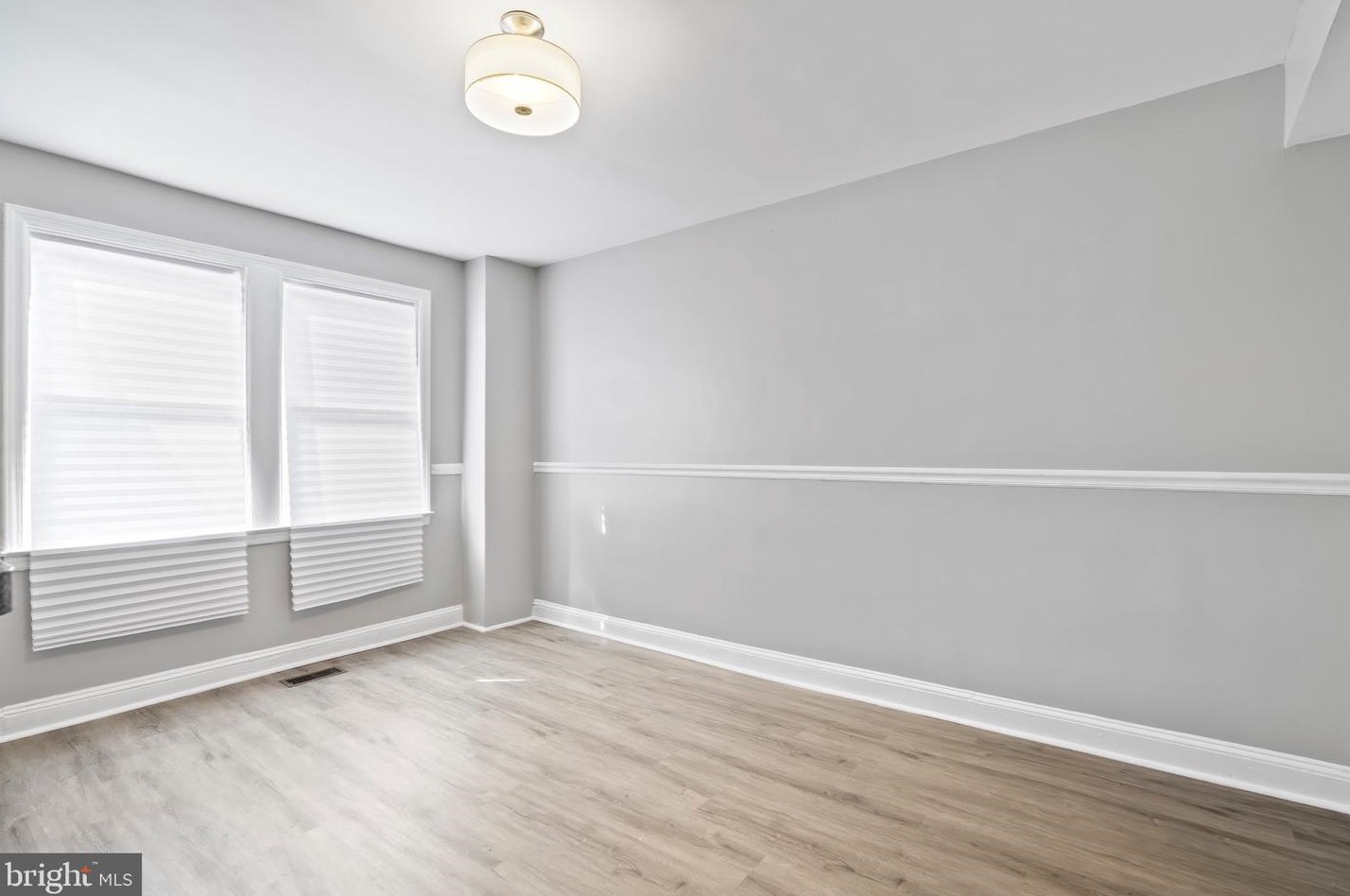 5839 Benton Hts Ave, Baltimore MD  21206-2539 exterior