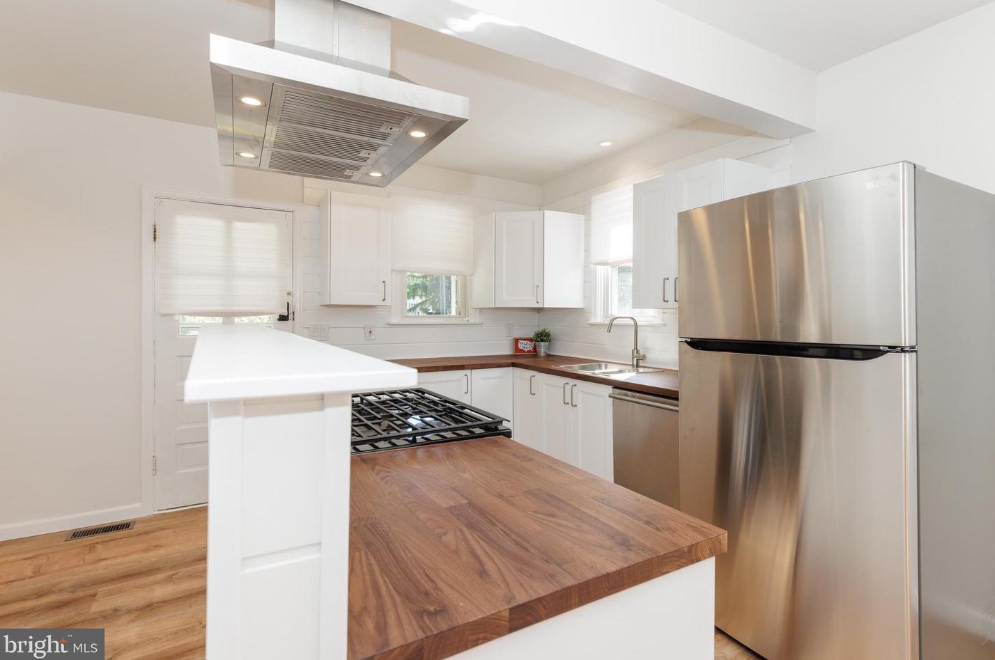 3308 Westfield Ave, Baltimore MD  21214-1446 exterior