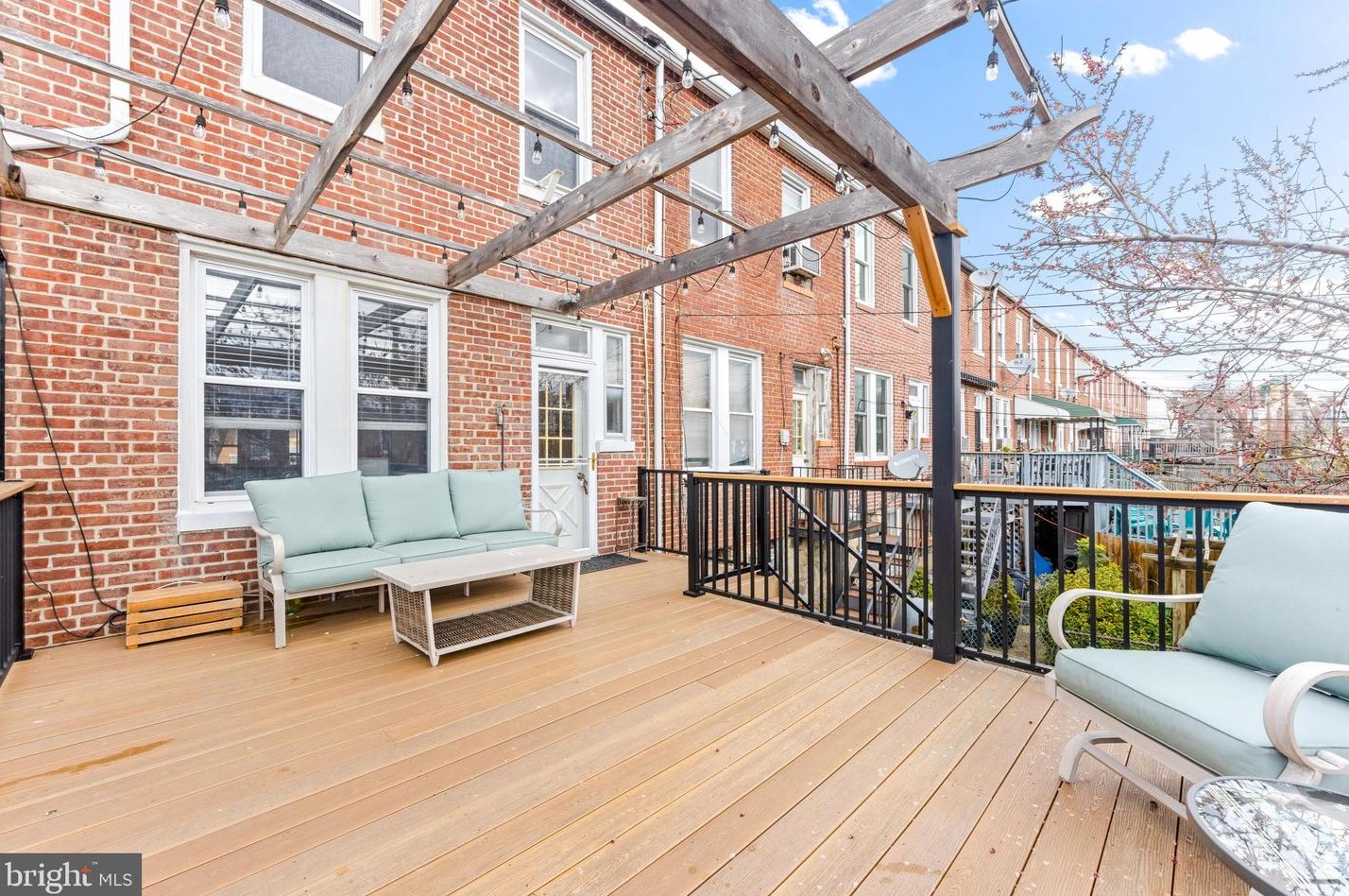 1329 41st St, Baltimore MD 21218-1211 exterior