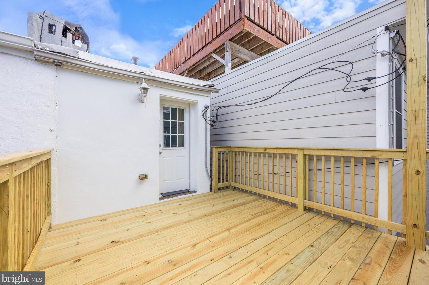 2816 Dillon St, Baltimore MD  21224-4831 exterior