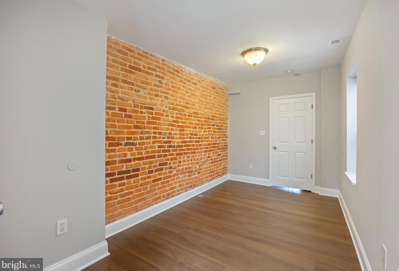 2816 Dillon St, Baltimore MD  21224-4831 exterior