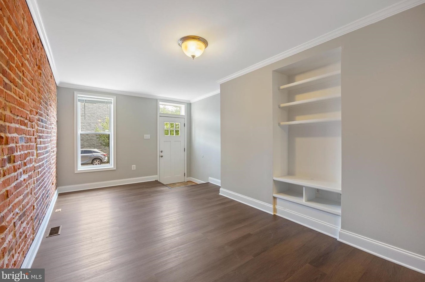 2816 Dillon St, Baltimore MD  21224-4831 exterior