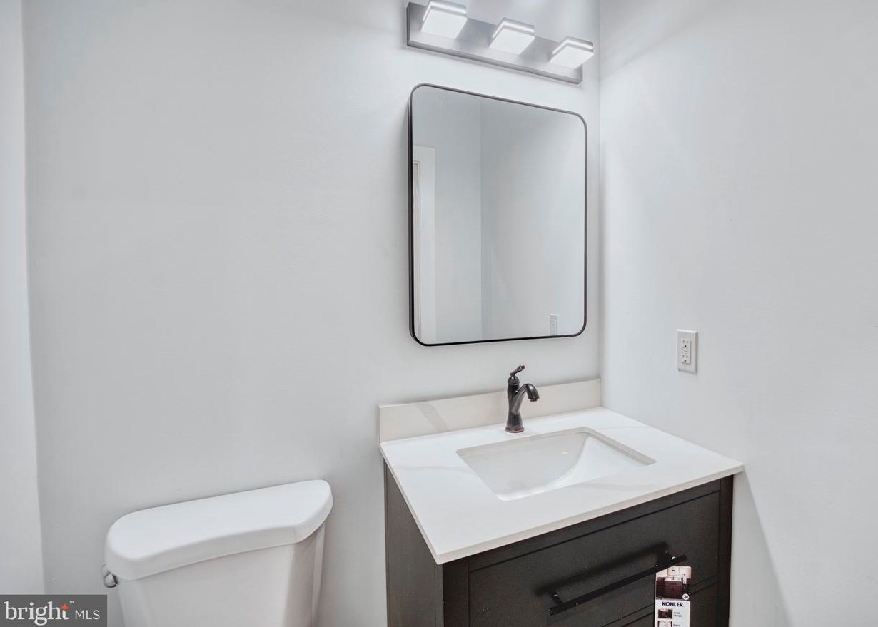 1222 James St, Baltimore MD 21230-1317 exterior