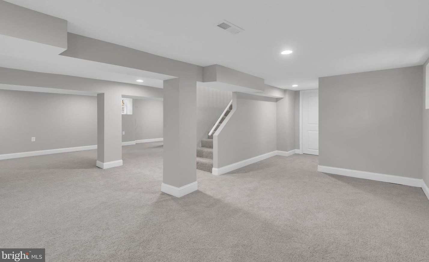 505 Chapel Gate Ln, Baltimore MD  21229-2403 exterior