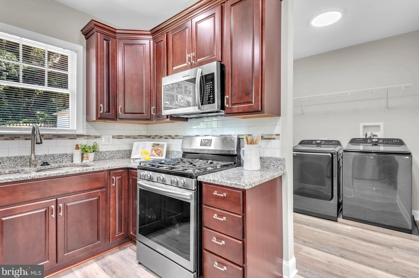 505 Chapel Gate Ln, Baltimore MD  21229-2403 exterior