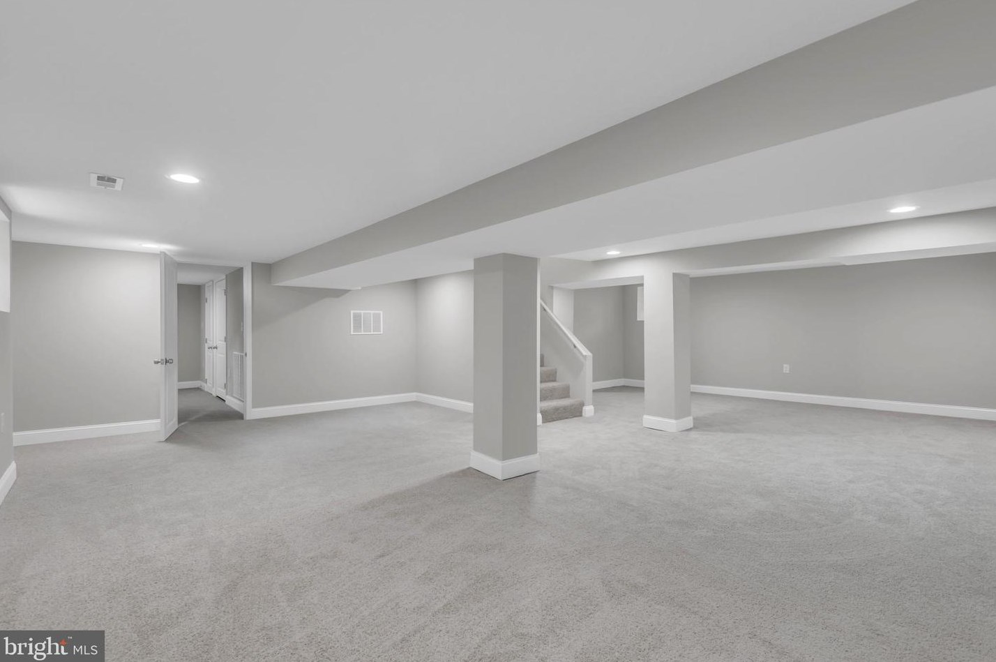 505 Chapel Gate Ln, Baltimore MD  21229-2403 exterior