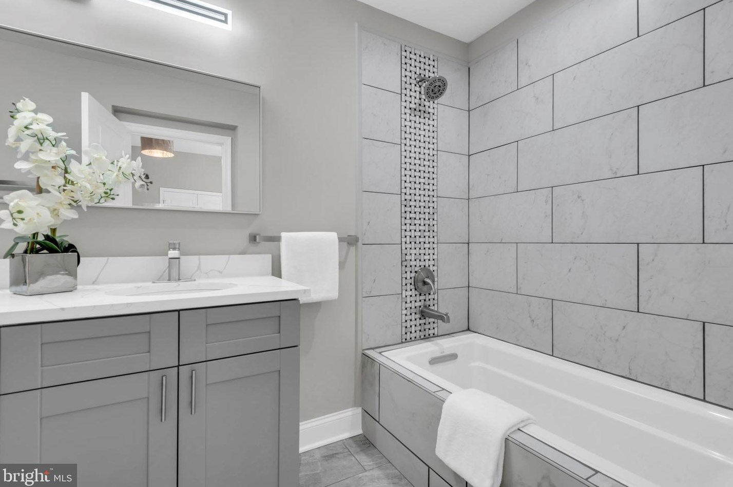 505 Chapel Gate Ln, Baltimore MD  21229-2403 exterior